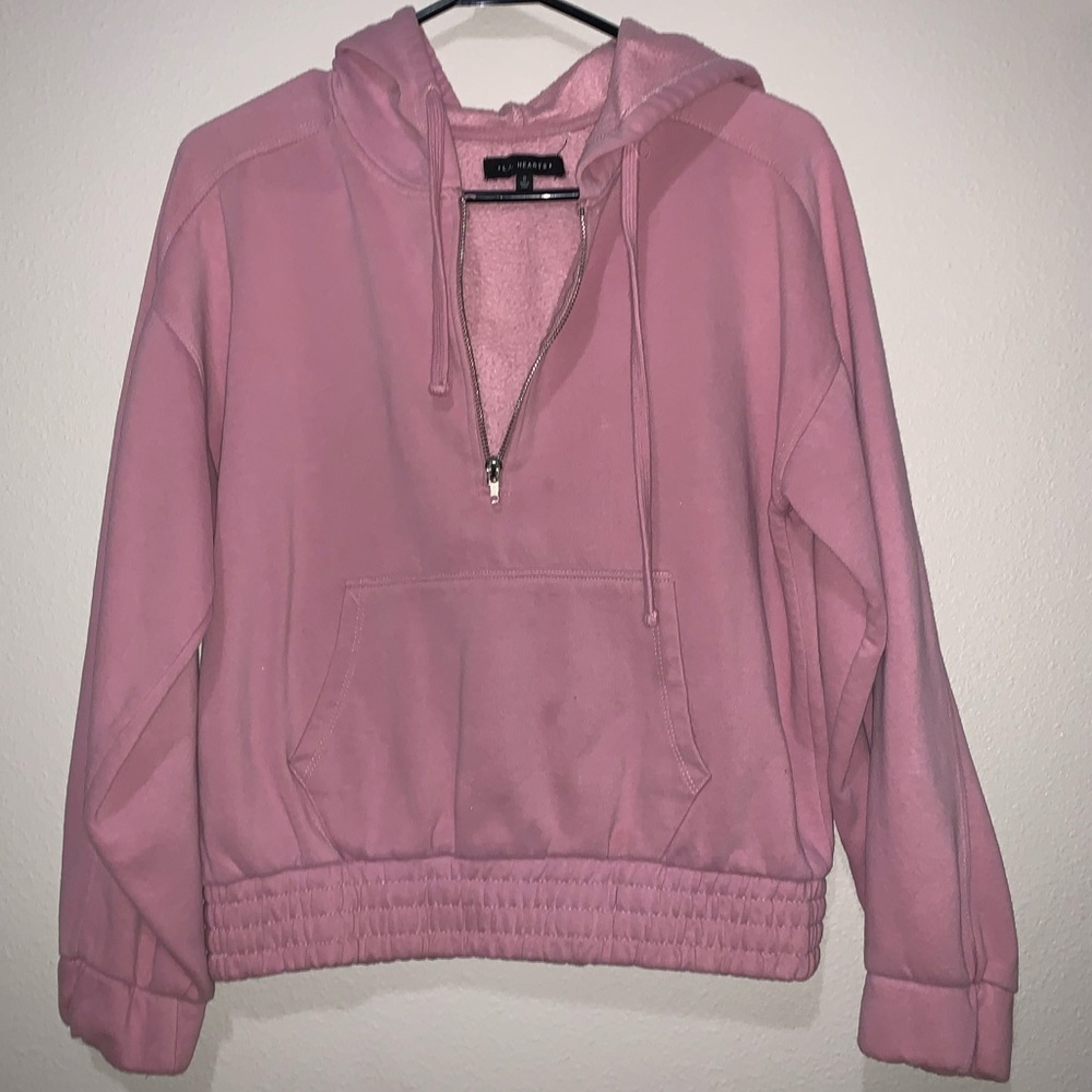 Women’s sweatshirt